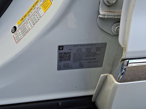 Used 2021 GMC Acadia Denali w/ Denali Ultimate Package image 27