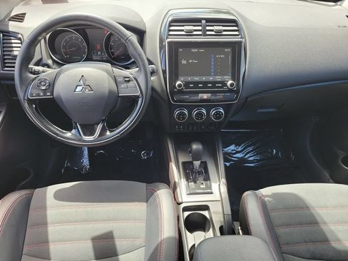 Used 2025 Mitsubishi Outlander Sport AWD image 27