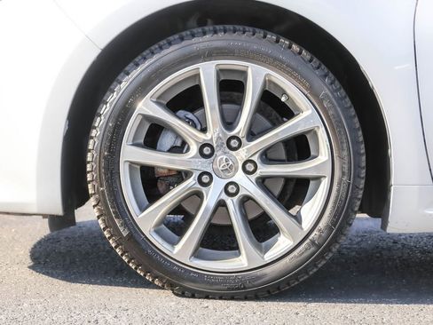 Used 2014 Toyota Avalon Limited image 14