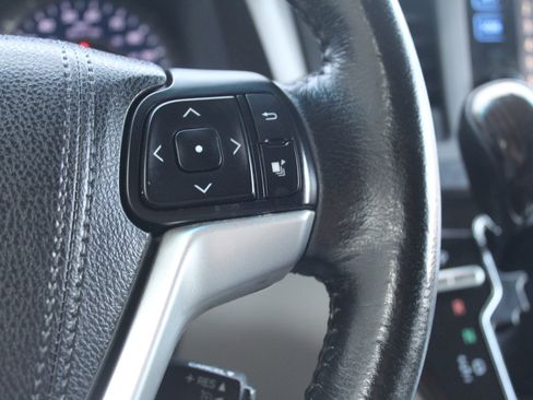 Used 2015 Toyota Sienna XLE Premium image 27