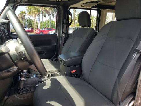 Certified 2020 Jeep Wrangler Unlimited Sport S AWD/4WD image 19
