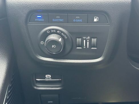 New 2024 Jeep Grand Cherokee Overland w/ Advanced Protech Group III image 21