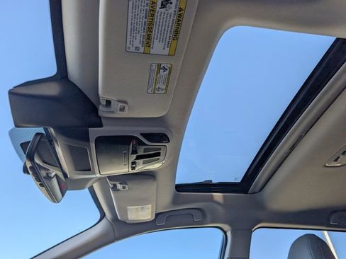 Certified 2025 Subaru Outback Limited image 19