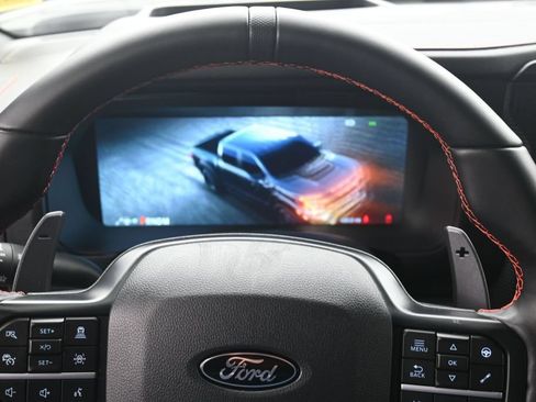 Used 2025 Ford F150 Raptor AWD/4WD image 9