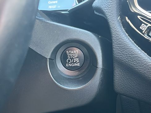 Used 2019 Jeep Compass Limited w/ Safety & Security Group AWD/4WD image 22