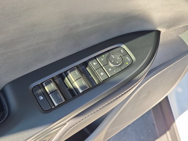 Used 2025 Lexus RZ 300e FWD image 15