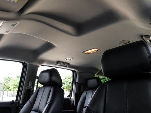 Used 2014 GMC Yukon XL SLT w/ Texas Edition RWD image 35