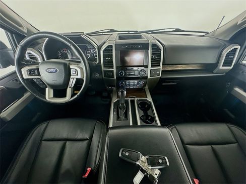 Used 2019 Ford F150 Lariat image 10