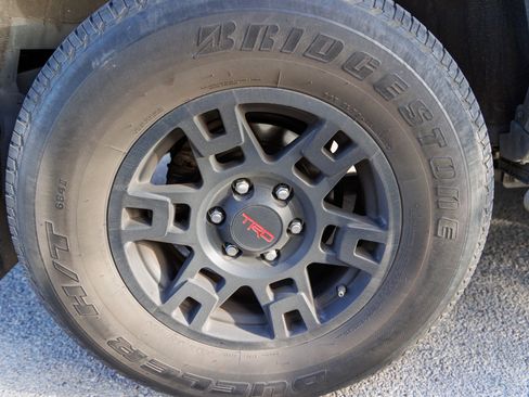 Used 2021 Toyota 4Runner SR5 image 14