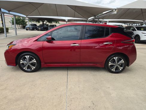 Used 2022 Nissan Leaf SV Plus FWD image 6