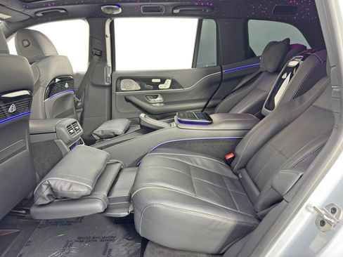 Used 2022 Mercedes-Benz Maybach GLS 600 4MATIC image 64