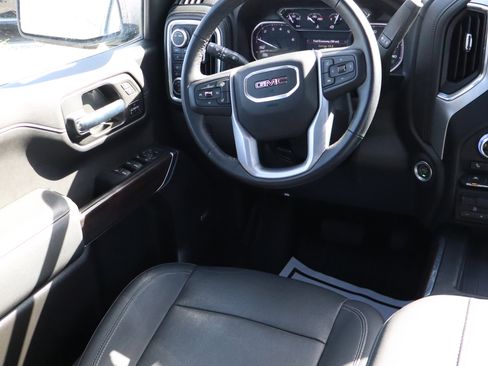Certified 2022 GMC Sierra 1500 SLT w/ SLT Premium Plus Package AWD/4WD image 9