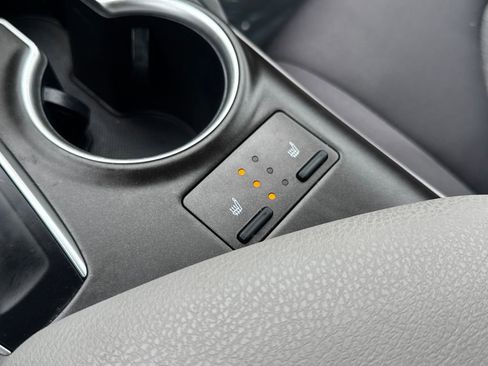 Used 2023 Toyota Camry LE image 26