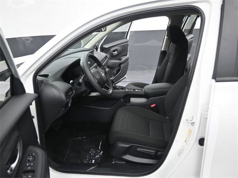 New 2026 Honda HR-V LX image 6