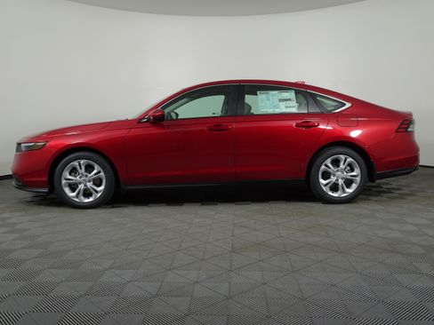 New 2025 Honda Accord LX image 15