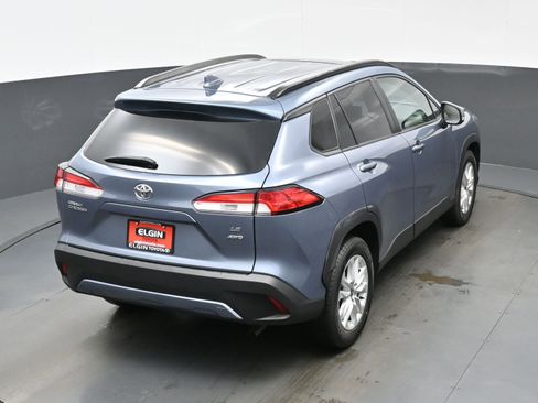 Used 2022 Toyota Corolla Cross LE w/ Moonroof Package image 40