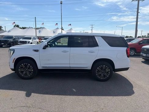 New 2026 GMC Yukon Elevation w/ LPO, Floor Liner Package AWD/4WD image 3