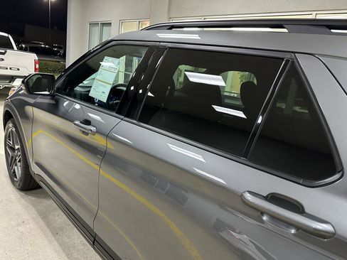 Certified 2025 Ford Explorer ST image 12