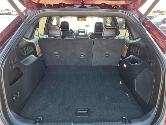 Used 2023 Ford Edge Titanium w/ Equipment Group 301A AWD/4WD image 10