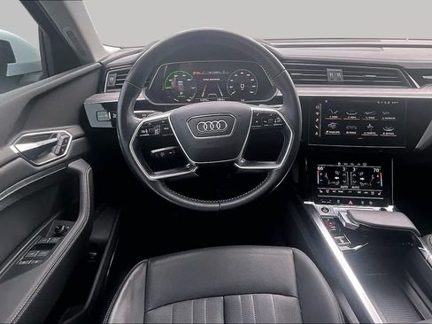 Used 2021 Audi e-tron Premium Plus AWD/4WD image 5