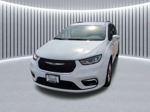 Used 2022 Chrysler Pacifica Touring-L AWD/4WD image 26