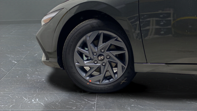 New 2026 Hyundai Elantra Hybrid FWD image 29