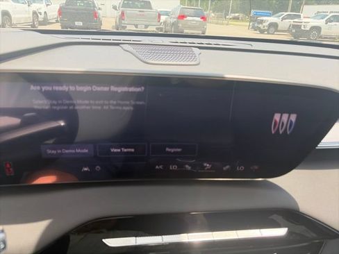 New 2026 Buick Enclave Sport Touring w/ Power Package FWD image 22
