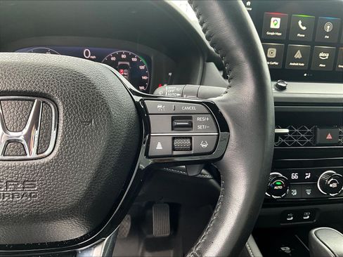 Used 2025 Honda Accord Touring image 12