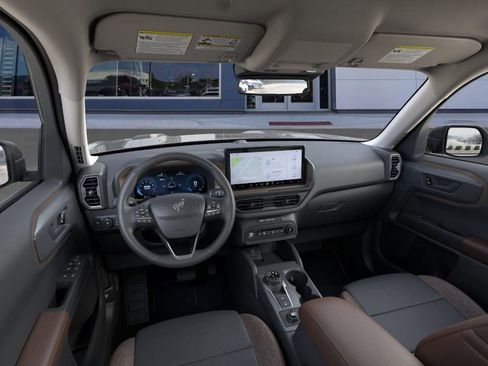 New 2025 Ford Bronco Sport Outer Banks image 9