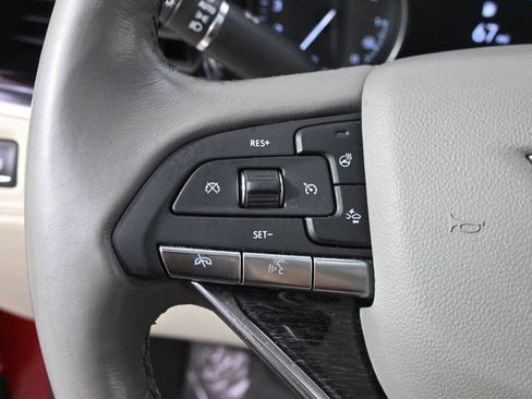 Used 2024 Cadillac XT6 Premium Luxury w/ Technology Package AWD/4WD image 33