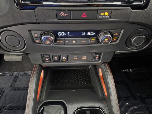 Used 2024 Nissan Frontier Pro-X w/ Pro Convenience Package image 26