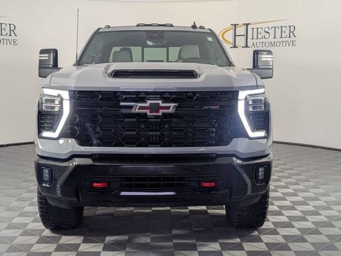 Certified 2025 Chevrolet Silverado 2500 ZR2 w/ Technology Package image 3