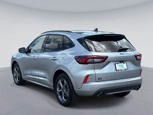Used 2024 Ford Escape ST-Line w/ Tech Pack #1 FWD image 6