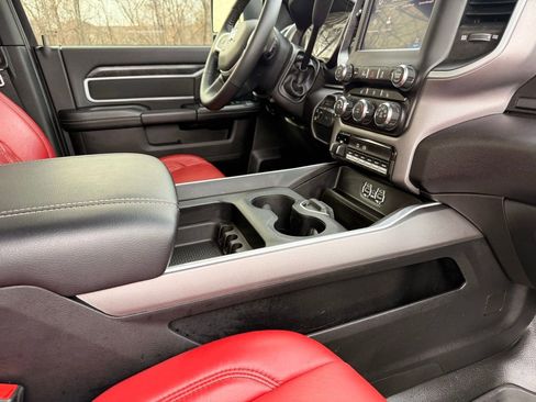 Used 2024 RAM 2500 Big Horn w/ Safety Group image 48