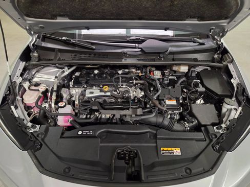 Used 2023 Toyota Prius LE FWD image 38