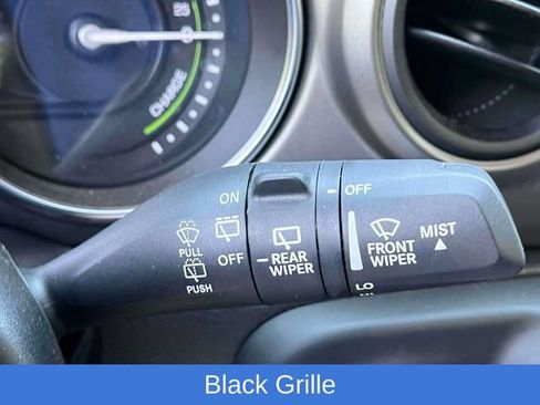 Used 2023 Jeep Wrangler Unlimited AWD/4WD image 35