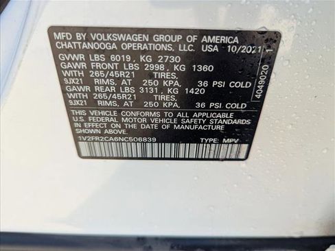 Used 2022 Volkswagen Atlas SEL Premium image 17