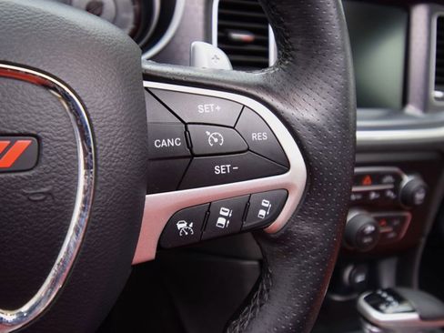 Used 2016 Dodge Charger R/T Scat Pack w/ Technology Group image 32