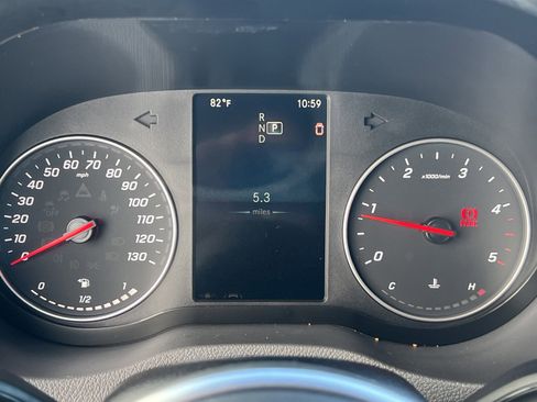 Used 2024 Mercedes-Benz Sprinter 2500 image 22