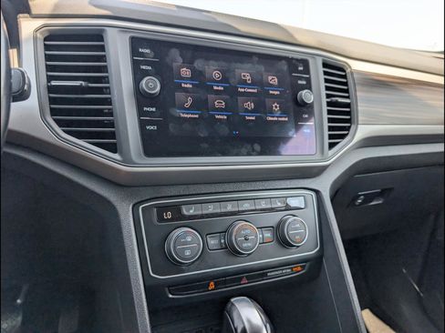 Used 2021 Volkswagen Atlas SE AWD/4WD image 19