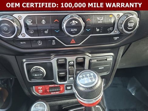 Certified 2020 Jeep Wrangler Unlimited Rubicon w/ Cold Weather Group AWD/4WD image 35
