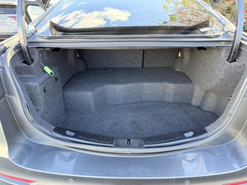 Used 2020 Ford Fusion SE image 18