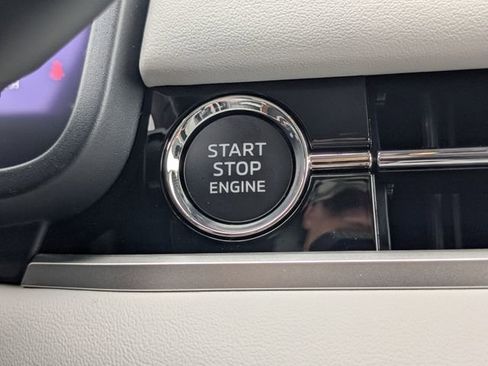 New 2026 Mitsubishi Outlander SEL FWD image 36