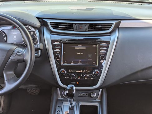 Used 2022 Nissan Murano SV image 14