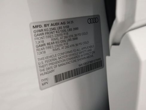 New 2025 Audi Q3 2.0T Premium image 33