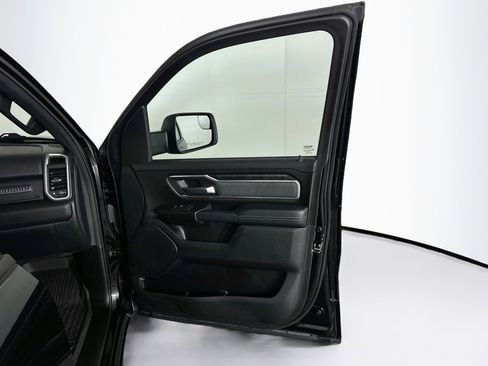 Used 2022 RAM 1500 Big Horn AWD/4WD image 29