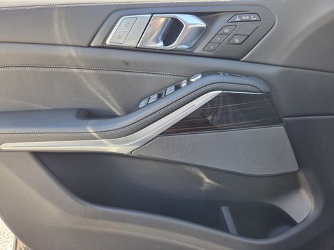 New 2026 BMW X7 xDrive40i image 21