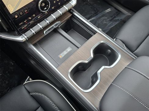 New 2026 GMC Acadia Denali w/ Super Cruise Package image 22