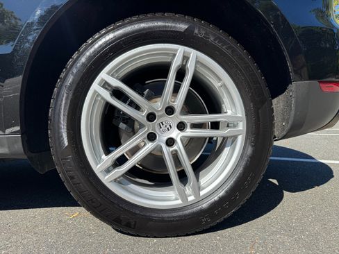 Used 2020 Porsche Macan image 61