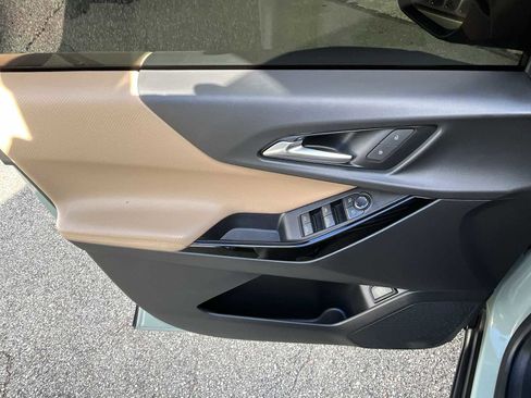 Certified 2025 Chevrolet Equinox ACTIV w/ Safety and Technology Package image 22